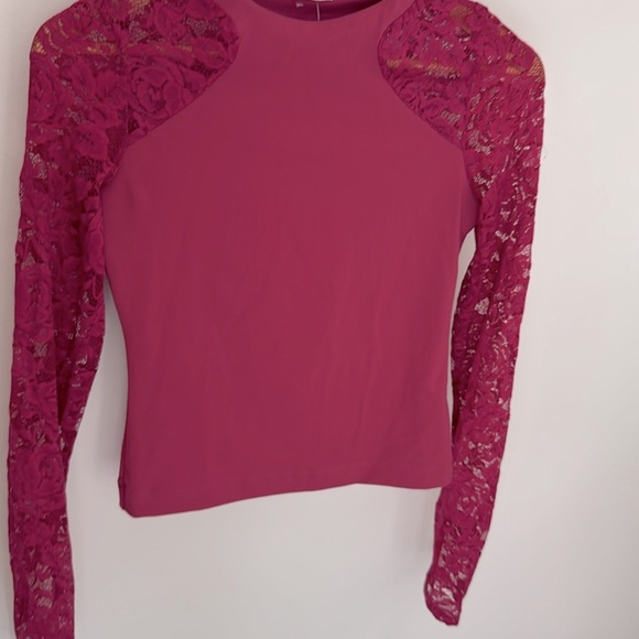 No Excuses Lace long Sleeve NWOT sangria - Picture 5 of 8